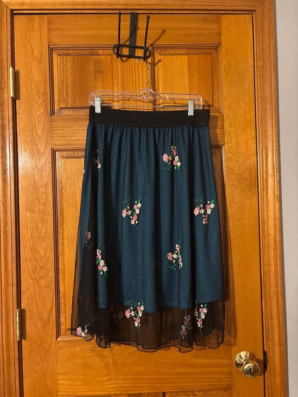 LuLaRoe Lola Floral Embroidered Mesh Midi Skirt Size M